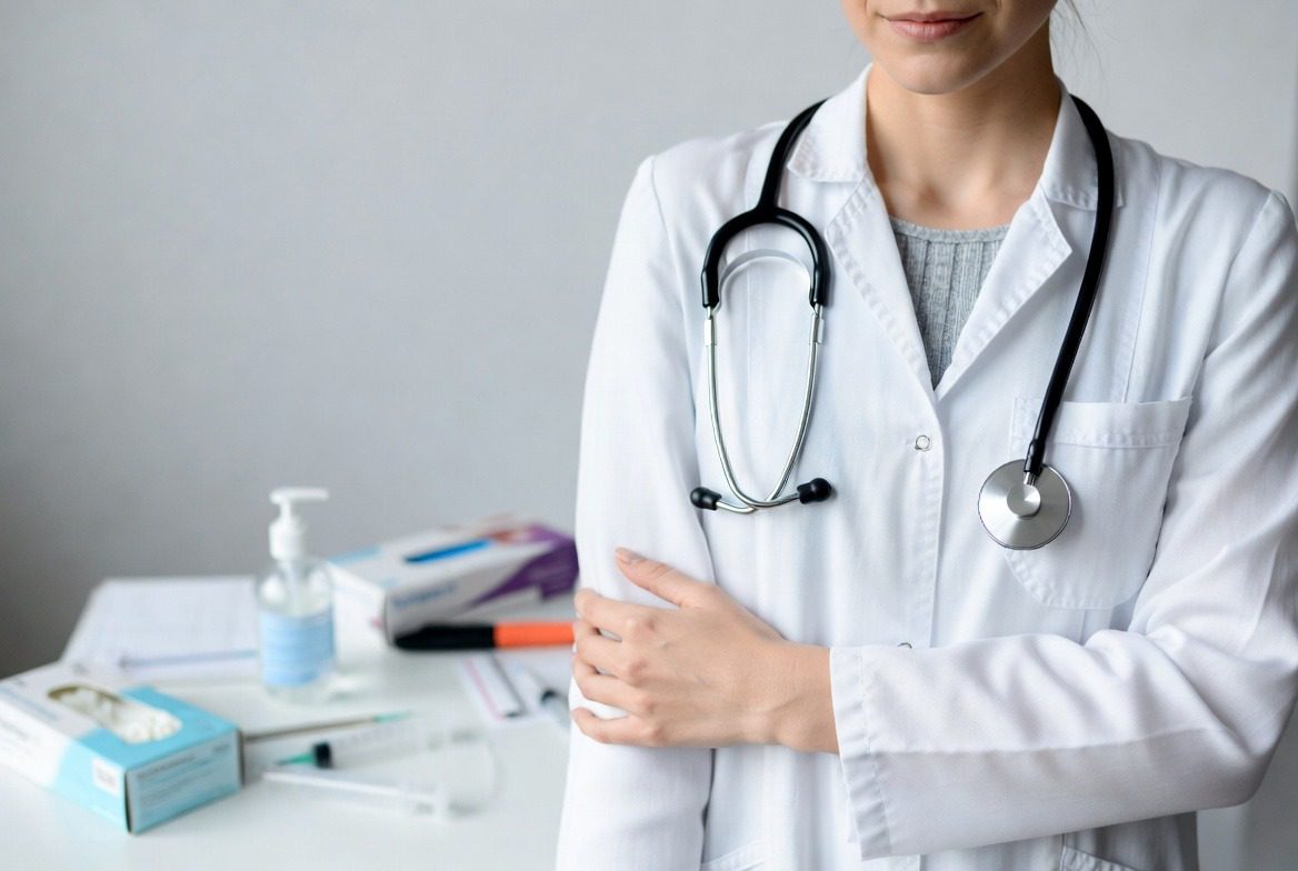 بررسی پارچه‌های ضدباکتری در اسکراب‌های سینوهه