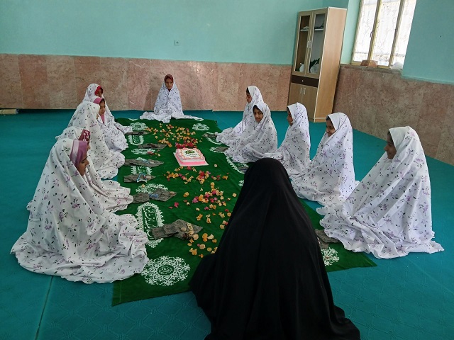 مسجدی که دختران قرآنی تربیت می کند